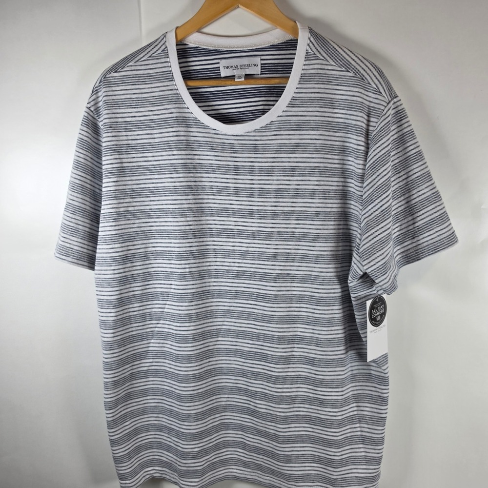 Thomas Sterling Mens XL Striped T-Shirt Navy White Knit All Day Comfort NWT